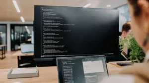 Software Engineer Salary UK 2025: How Much Can You Earn?