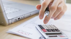 Finance Salaries in the UK What You Need to Know for 2025