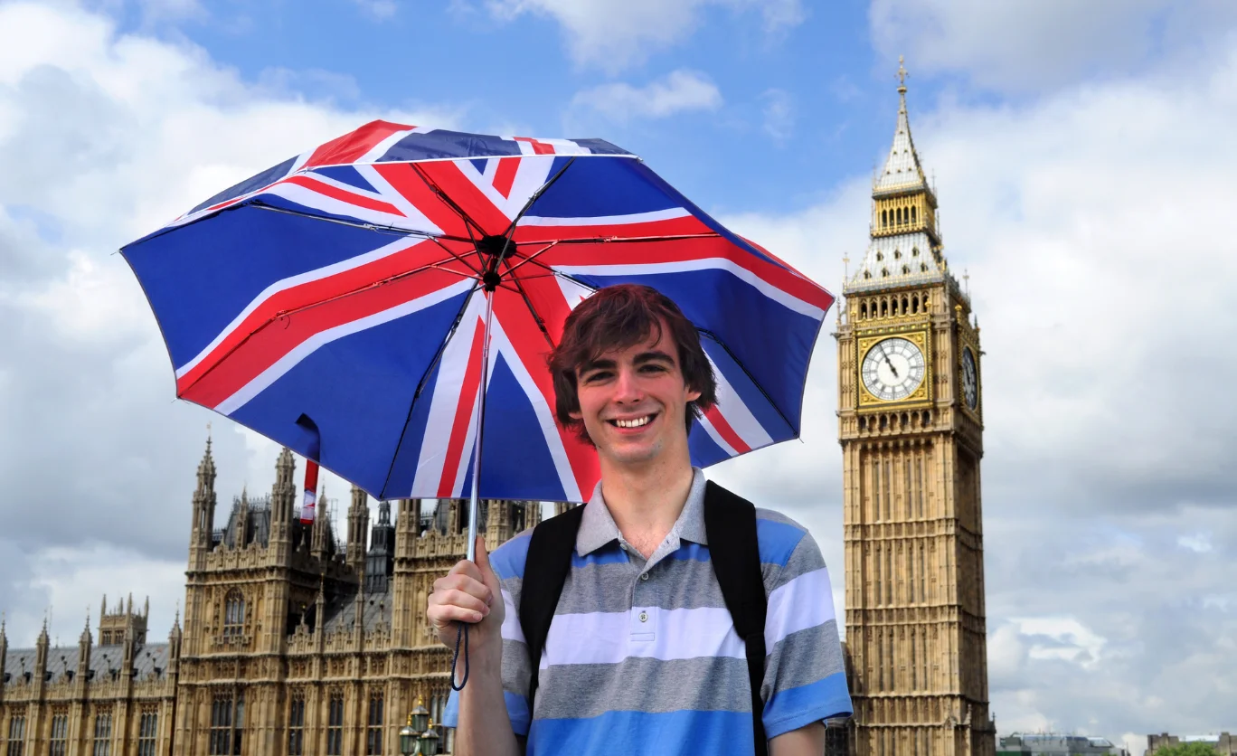 AVERAGE SALARY IN UK FOR INTERNATIONAL STUDENTS intelligence overview